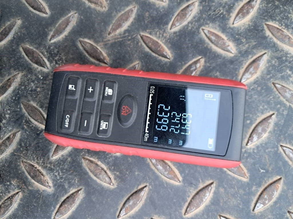 Iveco Eurocargo 100 E21 - Box truck: picture 5 Iveco Eurocargo 100 E21 - Box truck: picture 5