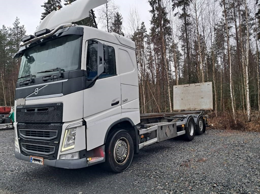 Volvo FH 13 500 - Logging truck: picture 1 Volvo FH 13 500 - Logging truck: picture 1
