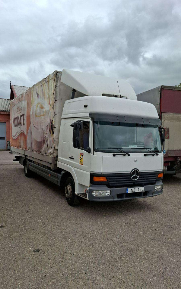 Mercedes-Benz 818 L - Curtainsider truck: picture 4 Mercedes-Benz 818 L - Curtainsider truck: picture 4