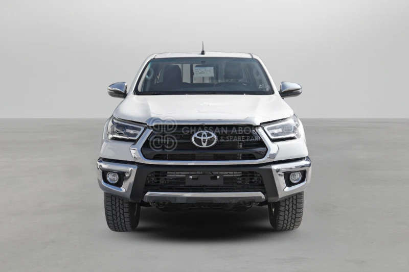 Toyota Hilux 4x4 Double Cabin - Pickup truck, Combi van: picture 5 Toyota Hilux 4x4 Double Cabin - Pickup truck, Combi van: picture 5