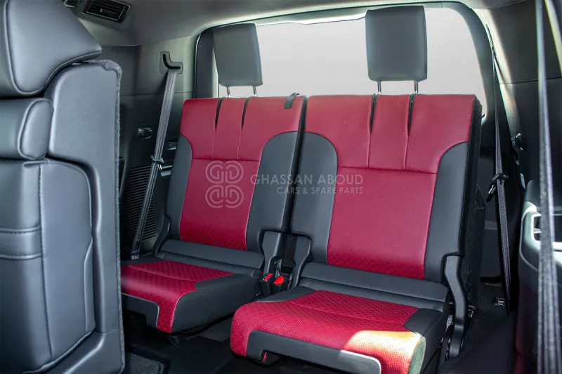 SUV Toyota Land Cruiser 300: picture 6