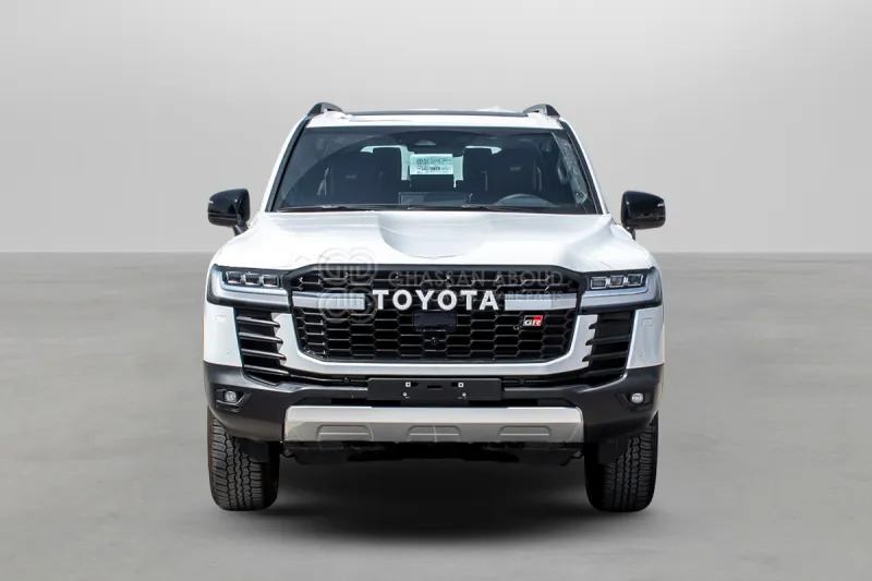 Toyota Land Cruiser 300 - SUV: picture 2 Toyota Land Cruiser 300 - SUV: picture 2