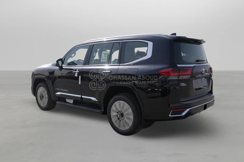 Toyota Land Cruiser 300 - SUV: picture 3 Toyota Land Cruiser 300 - SUV: picture 3