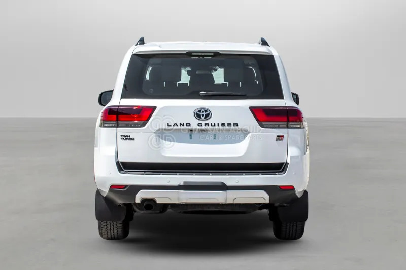 Toyota Land Cruiser 300 - SUV: picture 4 Toyota Land Cruiser 300 - SUV: picture 4