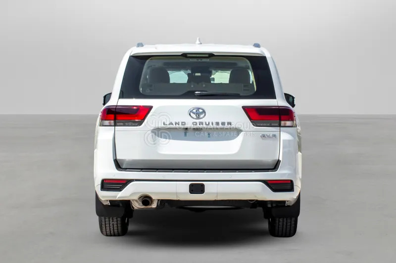 Toyota Land Cruiser 300 - SUV: picture 4 Toyota Land Cruiser 300 - SUV: picture 4