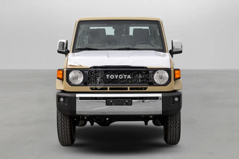 Toyota Land Cruiser Pick Up LC76 4X4 - Car: picture 2 Toyota Land Cruiser Pick Up LC76 4X4 - Car: picture 2