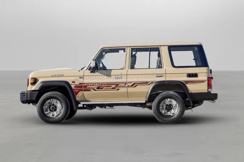 Toyota Land Cruiser Pick Up LC76 4X4 - Car: picture 4 Toyota Land Cruiser Pick Up LC76 4X4 - Car: picture 4