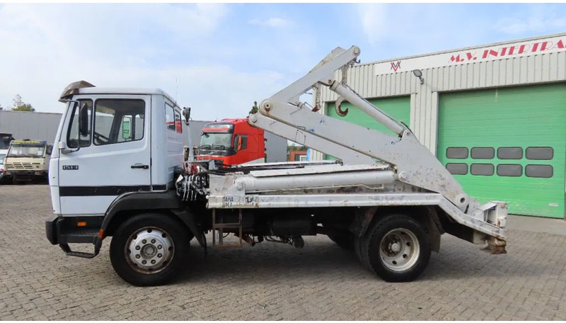 Mercedes-Benz 1514 Manual diesel pomp. Very clean - Cable system truck: picture 4 Mercedes-Benz 1514 Manual diesel pomp. Very clean - Cable system truck: picture 4