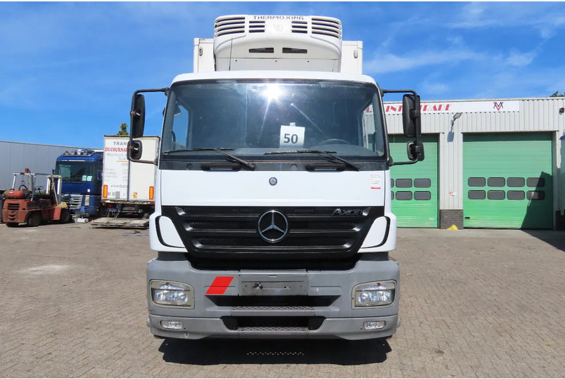Mercedes-Benz Axor 1828 TK TS500, Lamberet. Very good condition - Refrigerator truck: picture 2 Mercedes-Benz Axor 1828 TK TS500, Lamberet. Very good condition - Refrigerator truck: picture 2