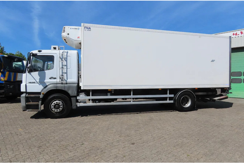 Mercedes-Benz Axor 1828 TK TS500, Lamberet. Very good condition - Refrigerator truck: picture 4 Mercedes-Benz Axor 1828 TK TS500, Lamberet. Very good condition - Refrigerator truck: picture 4