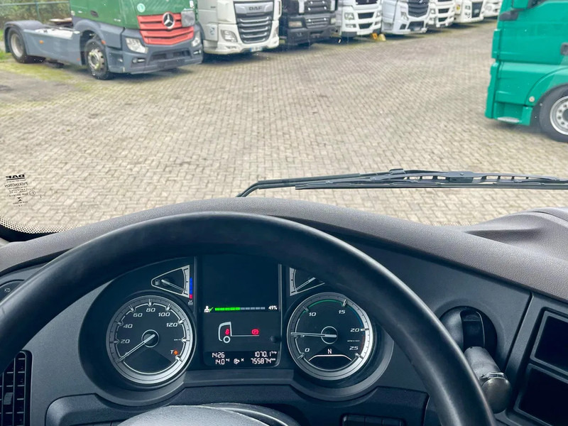 Tractor unit DAF XF 530 PARKING CLIMA, FRIGO: picture 12