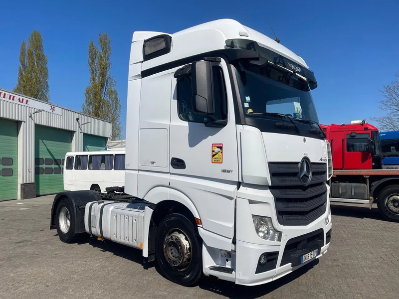 Mercedes-Benz Actros 1851 EURO EVV, 831300 km original! RETARDER, 2 tanks - Tractor unit: picture 2 Mercedes-Benz Actros 1851 EURO EVV, 831300 km original! RETARDER, 2 tanks - Tractor unit: picture 2