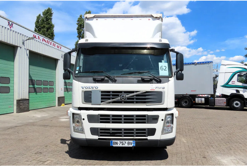 Volvo FM 340 6x2, TOP Condition truck!! - Curtainsider truck: picture 3 Volvo FM 340 6x2, TOP Condition truck!! - Curtainsider truck: picture 3