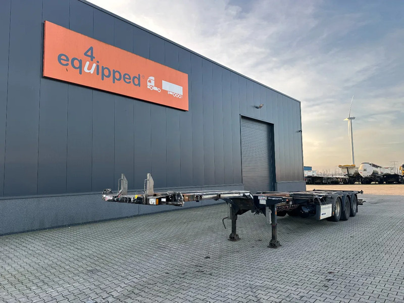 D-Tec FLEXITRAILER / 45FT HC MULTI / BPW + drumbrakes / liftaxle / NL / APK 11-2026 - Container transporter/ Swap body semi-trailer: picture 1 D-Tec FLEXITRAILER / 45FT HC MULTI / BPW + drumbrakes / liftaxle / NL / APK 11-2026 - Container transporter/ Swap body semi-trailer: picture 1