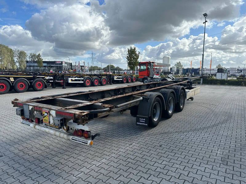 Krone 45FT HC, empty weight: 4.220kg, BPW + drumbrakes, NL-Chassis, APK: 25/11/2025, 2x available - Container transporter/ Swap body semi-trailer: picture 3 Krone 45FT HC, empty weight: 4.220kg, BPW + drumbrakes, NL-Chassis, APK: 25/11/2025, 2x available - Container transporter/ Swap body semi-trailer: picture 3