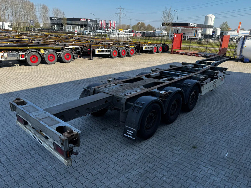Schmitz Cargobull 40FT HC-chassis, SAF + disc, liftaxle, extendable at the rear, NL-chassis - Container transporter/ Swap body semi-trailer: picture 3 Schmitz Cargobull 40FT HC-chassis, SAF + disc, liftaxle, extendable at the rear, NL-chassis - Container transporter/ Swap body semi-trailer: picture 3
