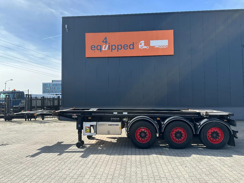 Van Hool 20FT Tipping-chassis, ADR (EX/II, EX/III, FL, AT), SAF, 2 liftaxles, APK/ADR: 10-2025 - Container transporter/ Swap body semi-trailer: picture 4 Van Hool 20FT Tipping-chassis, ADR (EX/II, EX/III, FL, AT), SAF, 2 liftaxles, APK/ADR: 10-2025 - Container transporter/ Swap body semi-trailer: picture 4