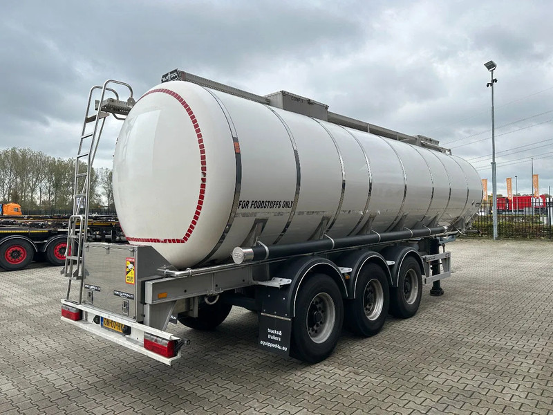 Van Hool FOOD / RVS chassis / empty weight: 5.860kg / 29.500L / 1-comp.+ 1 baffel / discbrakes / NL / APK: 05/2026 - Tank semi-trailer: picture 3 Van Hool FOOD / RVS chassis / empty weight: 5.860kg / 29.500L / 1-comp.+ 1 baffel / discbrakes / NL / APK: 05/2026 - Tank semi-trailer: picture 3