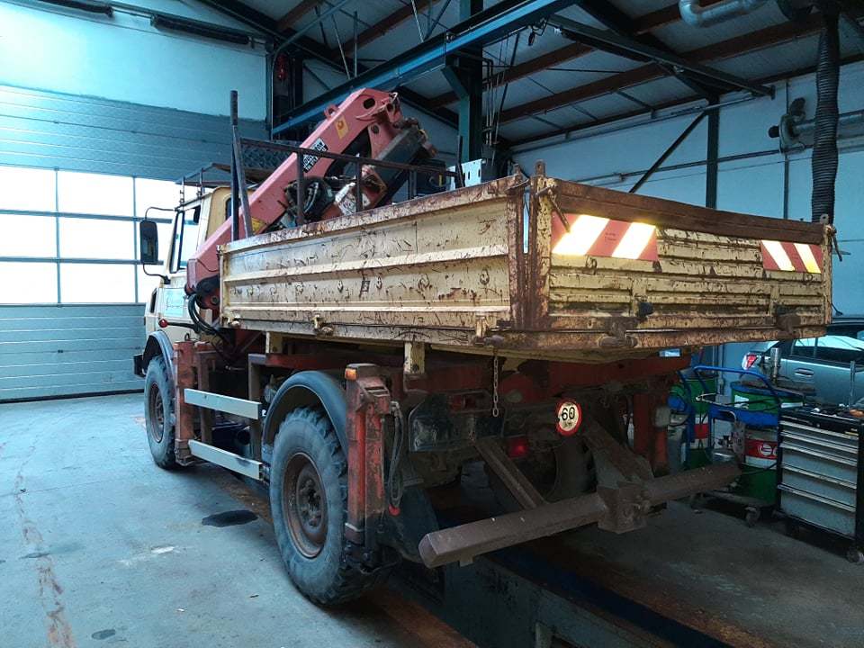 Mercedes Unimog U1250 - Utility/ Special vehicle, Dropside/ Flatbed truck: picture 3 Mercedes Unimog U1250 - Utility/ Special vehicle, Dropside/ Flatbed truck: picture 3
