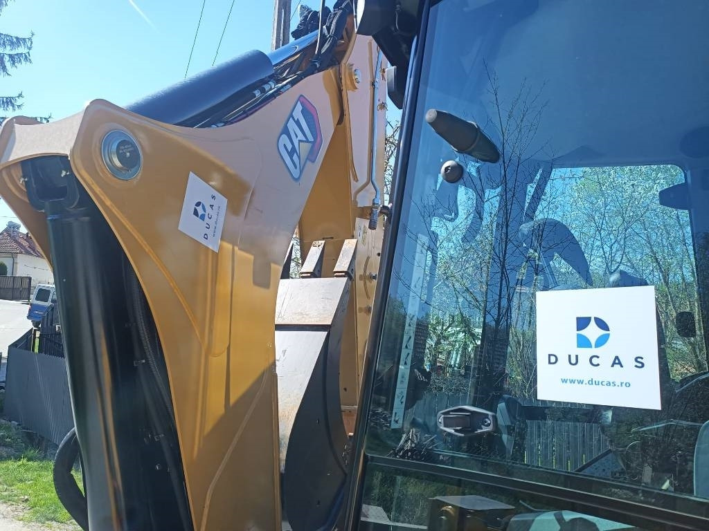 Backhoe loader CAT 432: picture 11