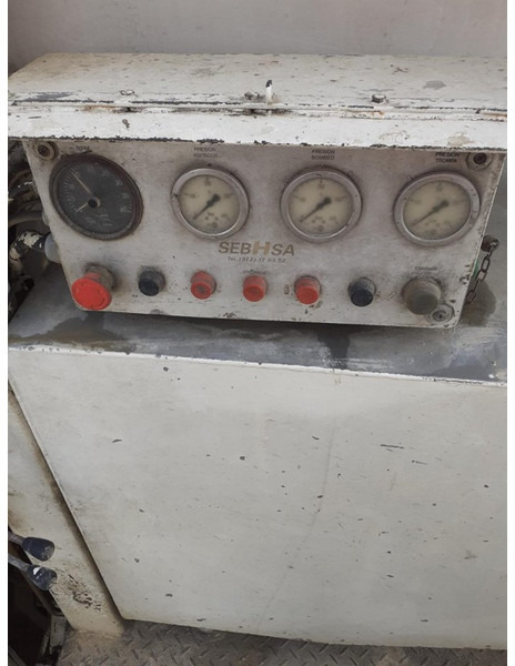 Stationary concrete pump Mercedes-Benz 2629: picture 9 Stationary concrete pump Mercedes-Benz 2629: picture 9