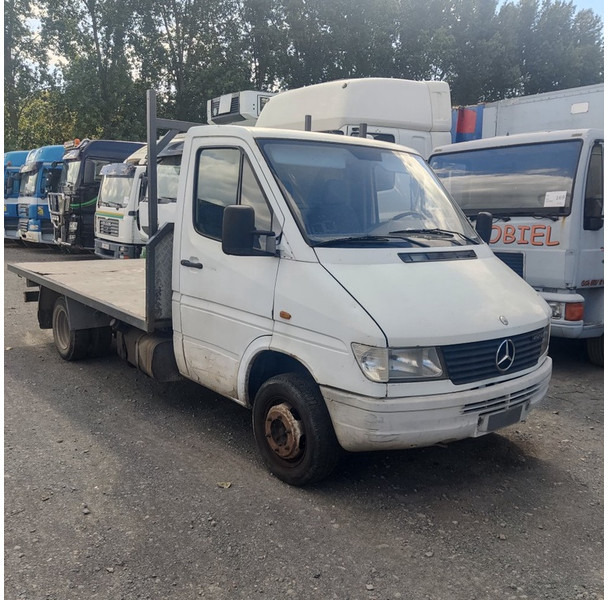 Mercedes-Benz TN-412-DD - Open body delivery van: picture 2 Mercedes-Benz TN-412-DD - Open body delivery van: picture 2