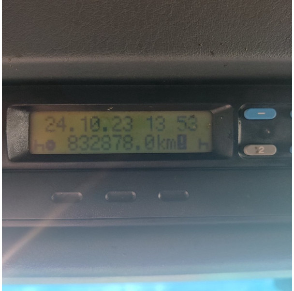 Tractor unit MAN TGA 18 430: picture 13