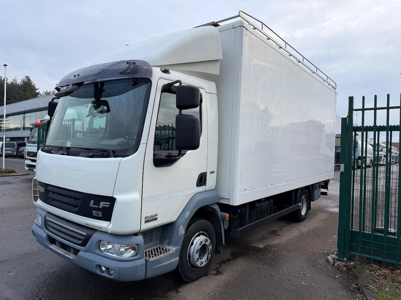 DAF LF 45.210 CLOSED BOX / KOFFER - *144.000km* - EEV - BOX 5m50 x 2m49 x 2m38 - TAILLIFT - A/C - CAMERA - TOP BE TRUCK - Box truck: picture 3 DAF LF 45.210 CLOSED BOX / KOFFER - *144.000km* - EEV - BOX 5m50 x 2m49 x 2m38 - TAILLIFT - A/C - CAMERA - TOP BE TRUCK - Box truck: picture 3