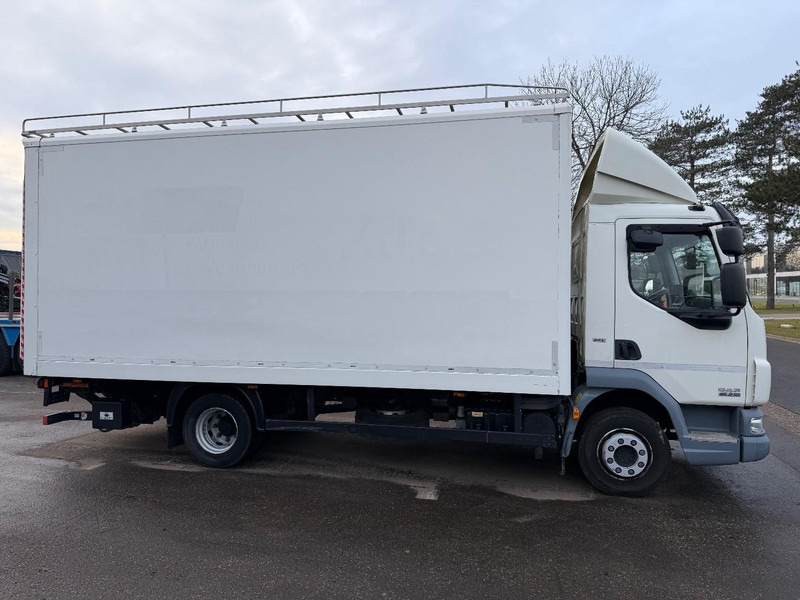 DAF LF 45.210 CLOSED BOX / KOFFER - *144.000km* - EEV - BOX 5m50 x 2m49 x 2m38 - TAILLIFT - A/C - CAMERA - TOP BE TRUCK - Box truck: picture 4 DAF LF 45.210 CLOSED BOX / KOFFER - *144.000km* - EEV - BOX 5m50 x 2m49 x 2m38 - TAILLIFT - A/C - CAMERA - TOP BE TRUCK - Box truck: picture 4