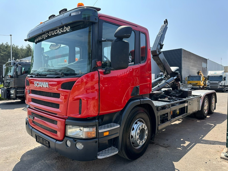 Scania P380 6x4 HOOKLIFT HIAB 25T - 6100mm - A/C - CAMERA - E4 - AIR SUSPENSION - BE TRUCK - Hook lift truck: picture 3 Scania P380 6x4 HOOKLIFT HIAB 25T - 6100mm - A/C - CAMERA - E4 - AIR SUSPENSION - BE TRUCK - Hook lift truck: picture 3