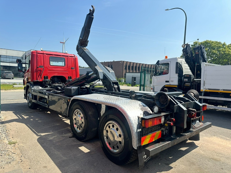 Scania P380 6x4 HOOKLIFT HIAB 25T - 6100mm - A/C - CAMERA - E4 - AIR SUSPENSION - BE TRUCK - Hook lift truck: picture 5 Scania P380 6x4 HOOKLIFT HIAB 25T - 6100mm - A/C - CAMERA - E4 - AIR SUSPENSION - BE TRUCK - Hook lift truck: picture 5