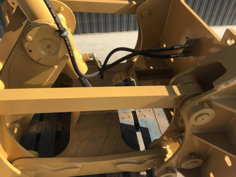 New Attachment for Construction machinery Volvo G960: picture 17