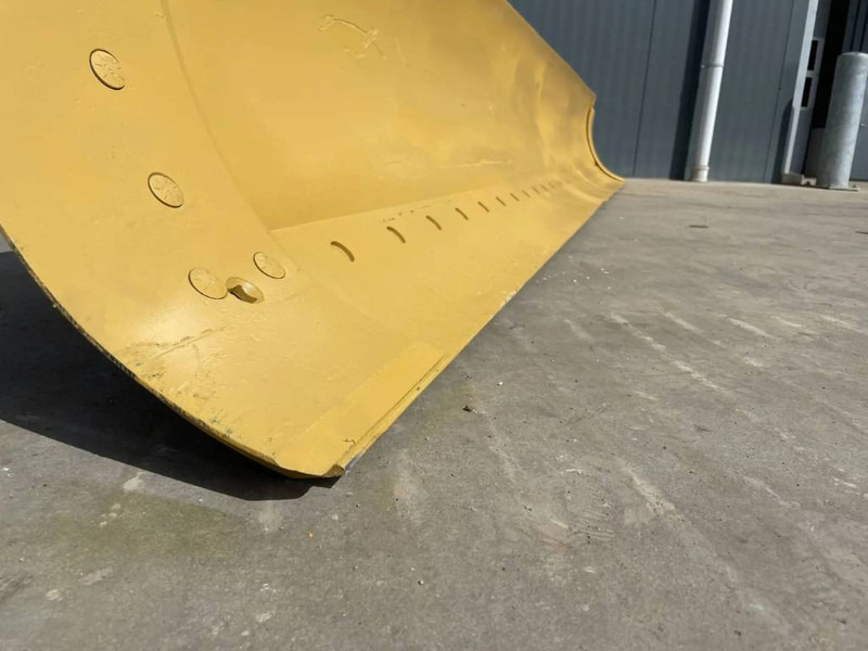 Cat 140H Moldboard - Blade for Construction machinery: picture 4 Cat 140H Moldboard - Blade for Construction machinery: picture 4