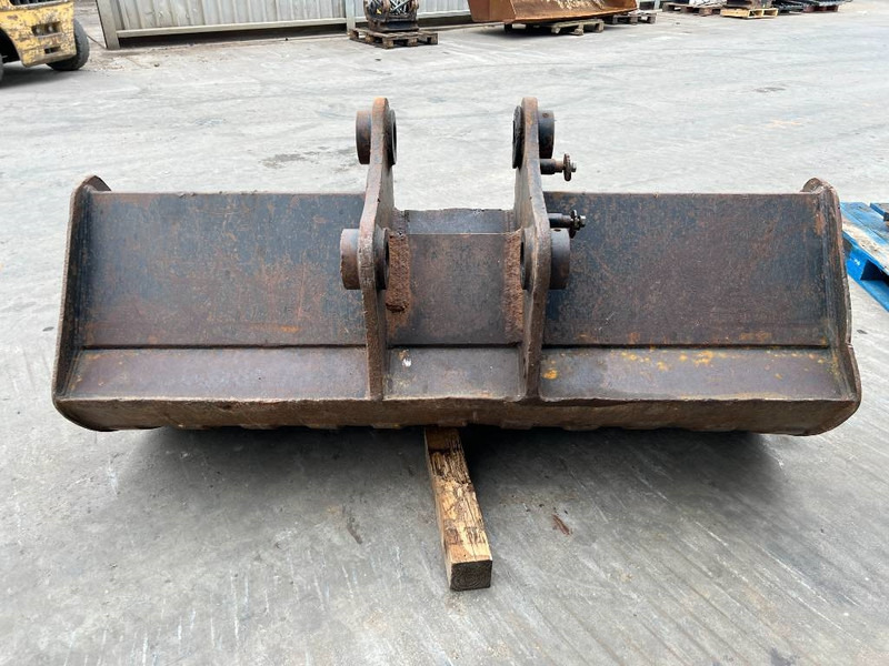 Cat 320C / 320D / 323D / M318D / M322D - Bucket for Construction machinery: picture 5 Cat 320C / 320D / 323D / M318D / M322D - Bucket for Construction machinery: picture 5