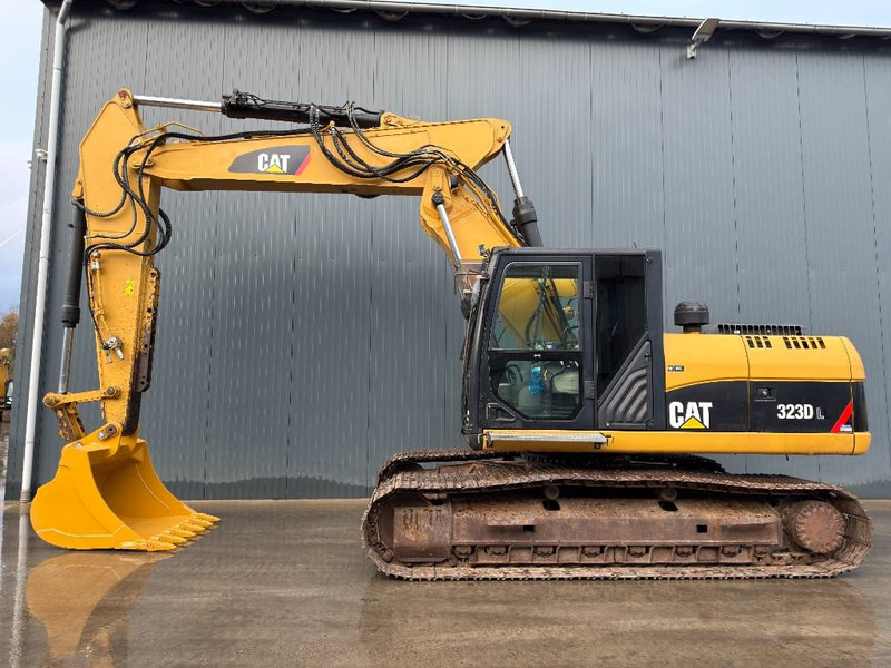 Cat 323D L - Crawler excavator: picture 2 Cat 323D L - Crawler excavator: picture 2