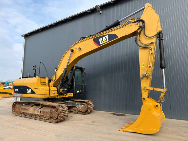 Cat 323D L - Crawler excavator: picture 3 Cat 323D L - Crawler excavator: picture 3