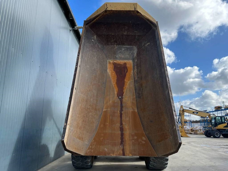 Articulated dumper Cat 735 | 735B: picture 9