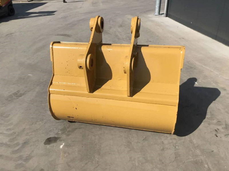 Cat M322D2 1.40m - Bucket for Construction machinery: picture 5 Cat M322D2 1.40m - Bucket for Construction machinery: picture 5