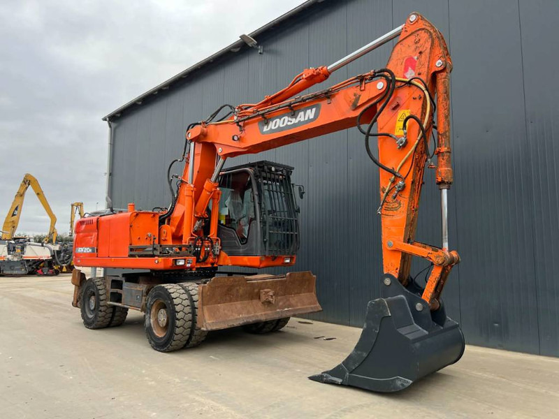 Doosan DX 210 W - Wheel excavator: picture 3 Doosan DX 210 W - Wheel excavator: picture 3
