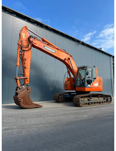 Doosan DX235LCR - Crawler excavator: picture 1 Doosan DX235LCR - Crawler excavator: picture 1