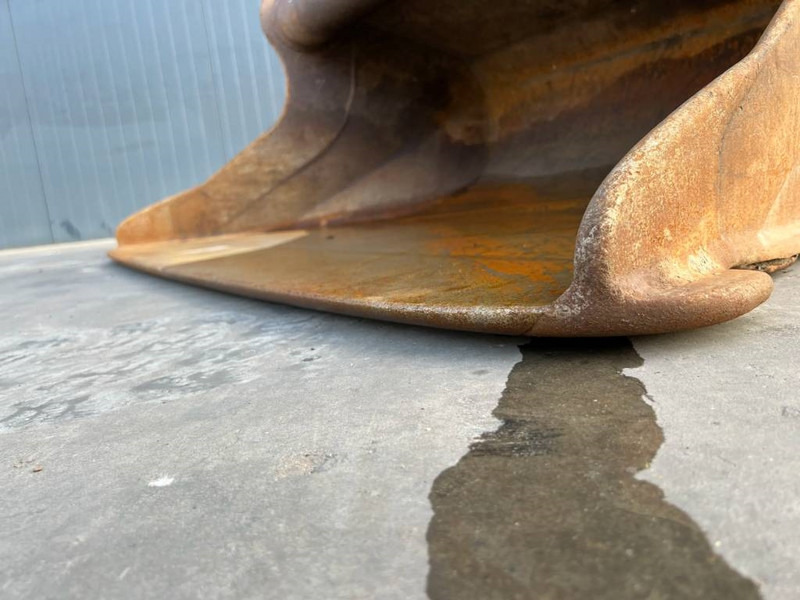 Bucket for Construction machinery Gjerstad S70: picture 10 Bucket for Construction machinery Gjerstad S70: picture 10