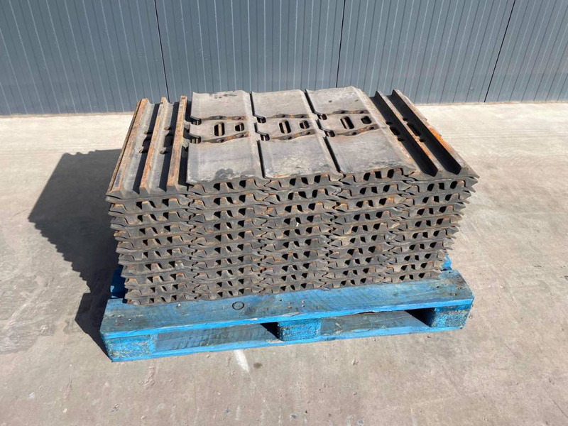 JCB JS240 - Frame/ Chassis for Construction machinery: picture 4 JCB JS240 - Frame/ Chassis for Construction machinery: picture 4