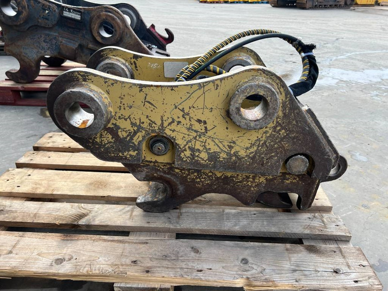 Miller Caterpillar 311D / 312D / 312E / 313F / 314D / 314 - Quick coupler for Construction machinery: picture 4 Miller Caterpillar 311D / 312D / 312E / 313F / 314D / 314 - Quick coupler for Construction machinery: picture 4