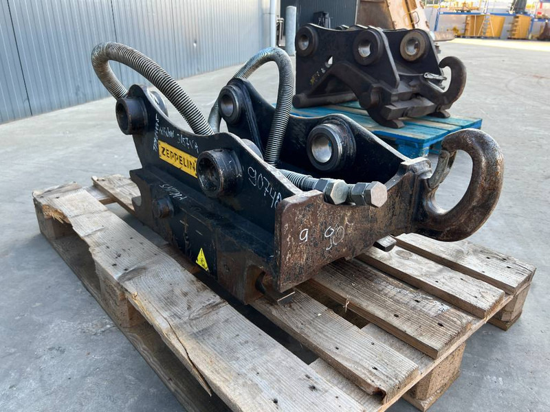 OilQuick OQ65 - 311F / 313F / 315F - Quick coupler for Construction machinery: picture 3 OilQuick OQ65 - 311F / 313F / 315F - Quick coupler for Construction machinery: picture 3