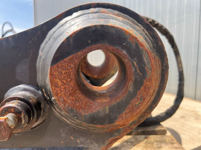 Quick coupler for Construction machinery OilQuick OQ65 - M314F / M316F / M318F: picture 10