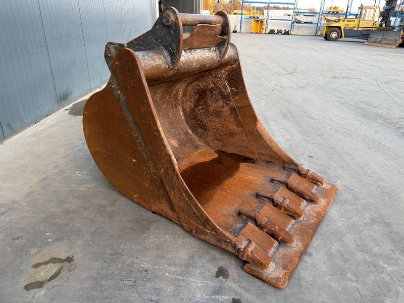 OilQuick OQ70/55 - 1200mm - Bucket for Construction machinery: picture 3 OilQuick OQ70/55 - 1200mm - Bucket for Construction machinery: picture 3