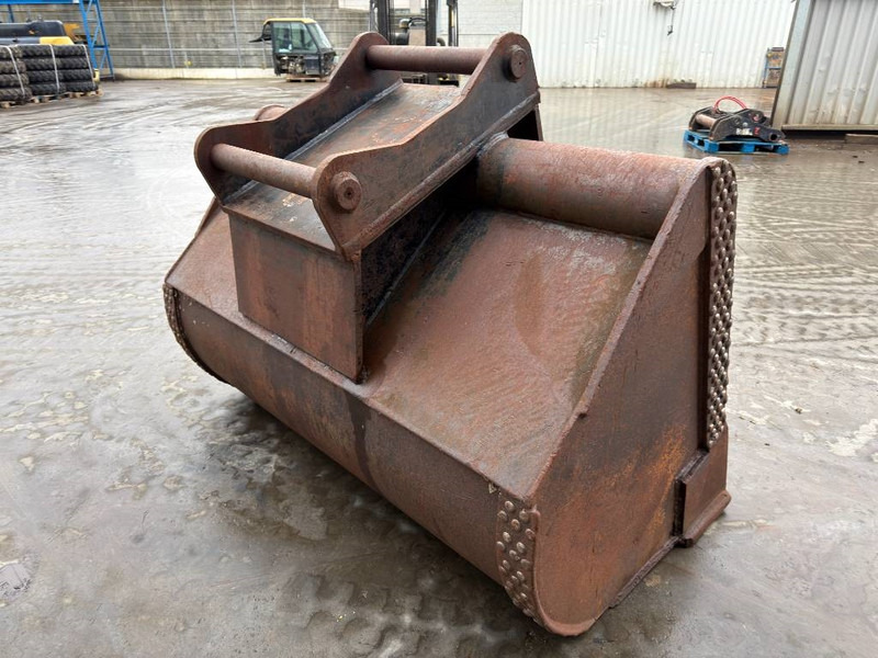 OilQuick OQ70/55 - Bucket for Construction machinery: picture 4 OilQuick OQ70/55 - Bucket for Construction machinery: picture 4