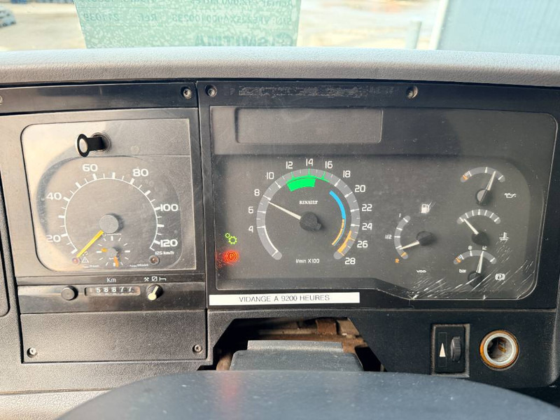 Renault Acmar - 12.000 Liter - Asphalt distributor: picture 5 Renault Acmar - 12.000 Liter - Asphalt distributor: picture 5