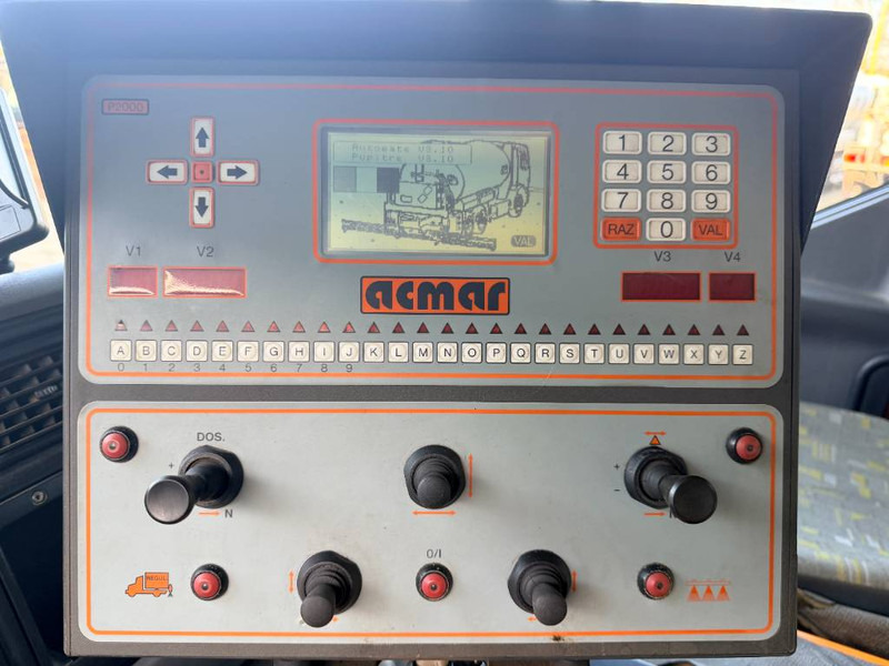 Renault Acmar - 12.000 Liter - Asphalt distributor: picture 3 Renault Acmar - 12.000 Liter - Asphalt distributor: picture 3