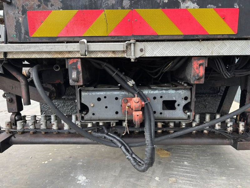 Asphalt distributor for transportation of bitumen Renault Rincheval - 9.000 Liter: picture 9 Asphalt distributor for transportation of bitumen Renault Rincheval - 9.000 Liter: picture 9